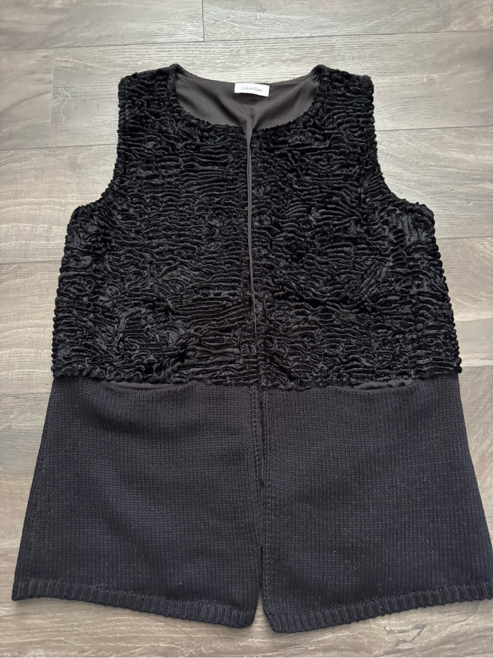 CALVIN KLEIN Sculpted Faux Fur Sweater Vest Women’s Large